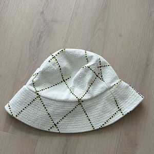 Devon Windsor White Bucket Hat